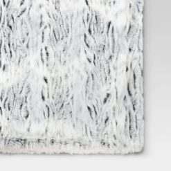 Tipped Snow Leopard Faux Fur Reversible Throw Blanket - Threshold™ -Best Home Decoration GUEST d3196147 7f14 4b50 abe0 744936275f06