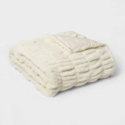 60" X 86" Faux Fur Oversized Bed Throw - Threshold Signature™ -Best Home Decoration GUEST f8285427 54eb 4e0b aa6e c8ab07156195